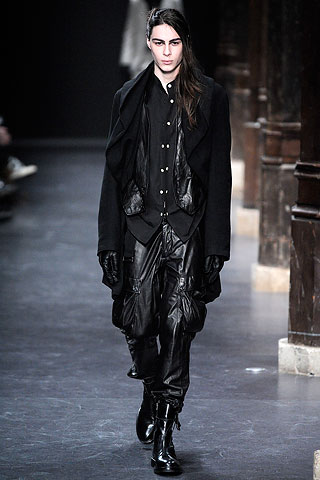 Ann Demeulemeester / - 2010-2011